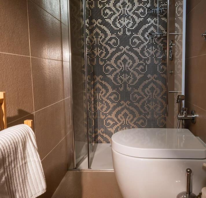 Merulana Penthouse: 5 Minutes Walk From Colosseum Bagian luar foto