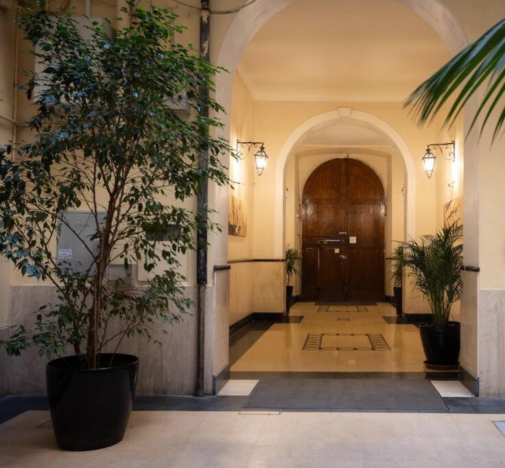 Merulana Penthouse: 5 Minutes Walk From Colosseum Bagian luar foto