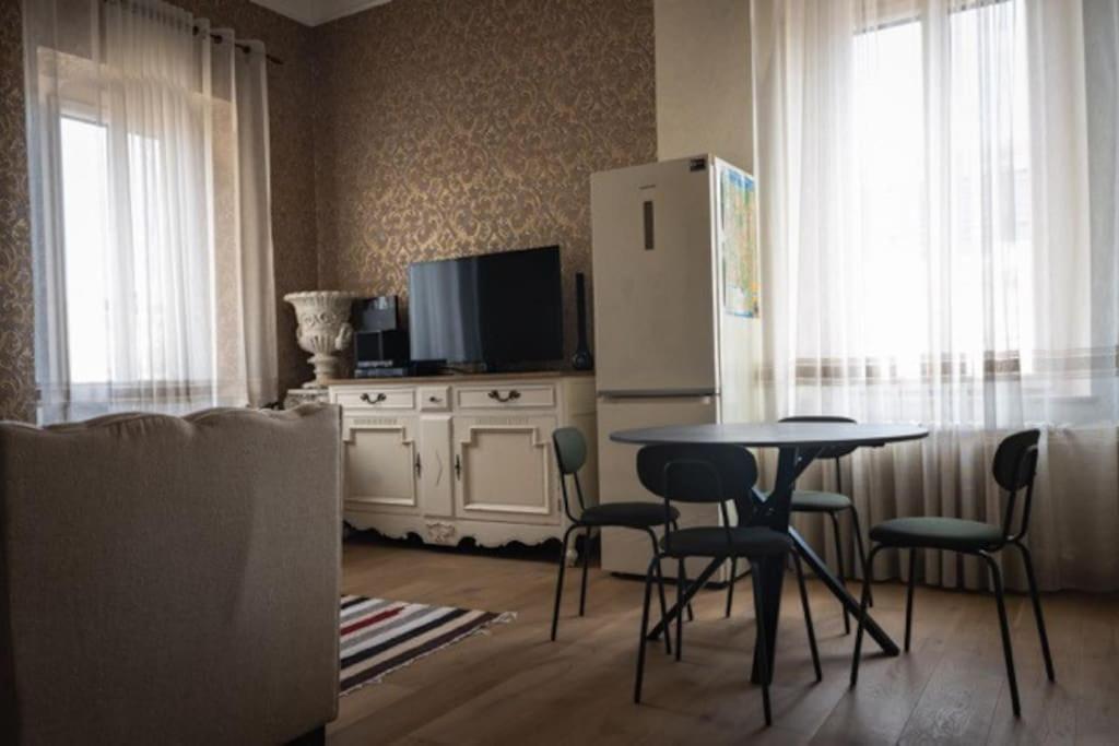 Merulana Penthouse: 5 Minutes Walk From Colosseum Bagian luar foto
