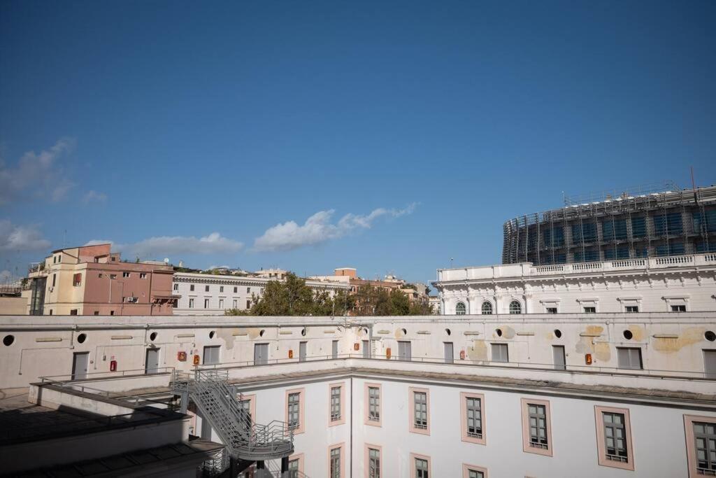 Merulana Penthouse: 5 Minutes Walk From Colosseum Bagian luar foto